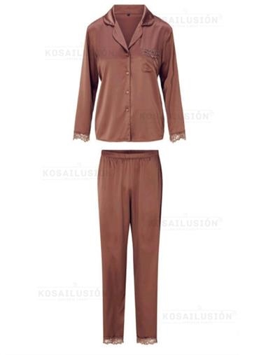 Pijama de saten tallas grandes (10 artículos)